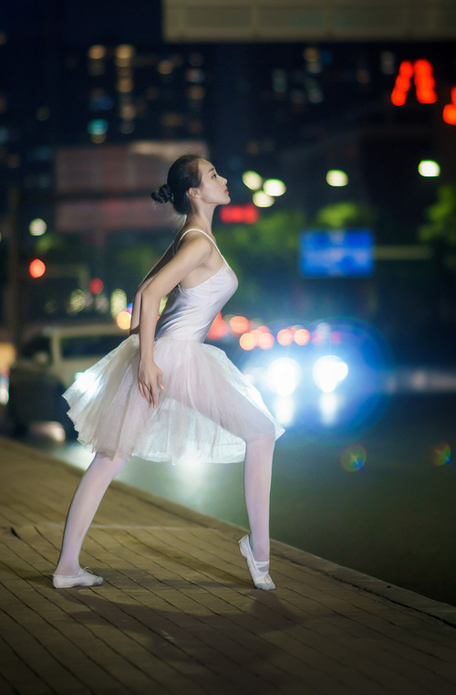 米兰体育APP-张怡宁回归赛场，重启乒乓生涯，张怡宁乒球视频  第2张