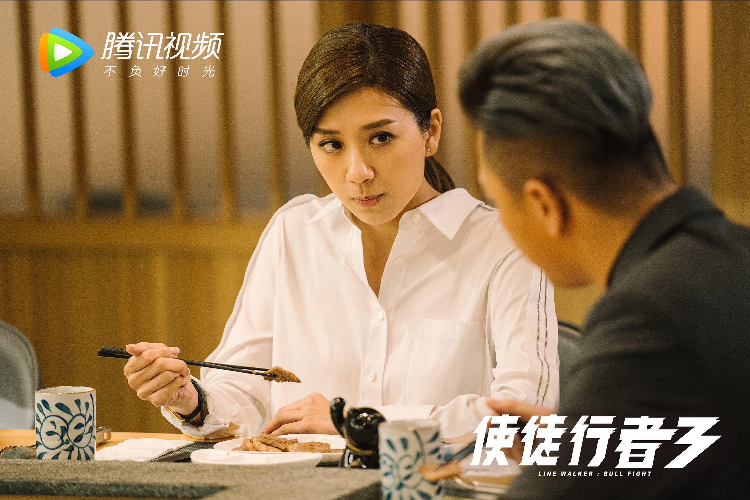 MILANSPORT下载-特色足球运动在少数民族地区深入推广，促进民族团结发展，足球特色学校主题绘画