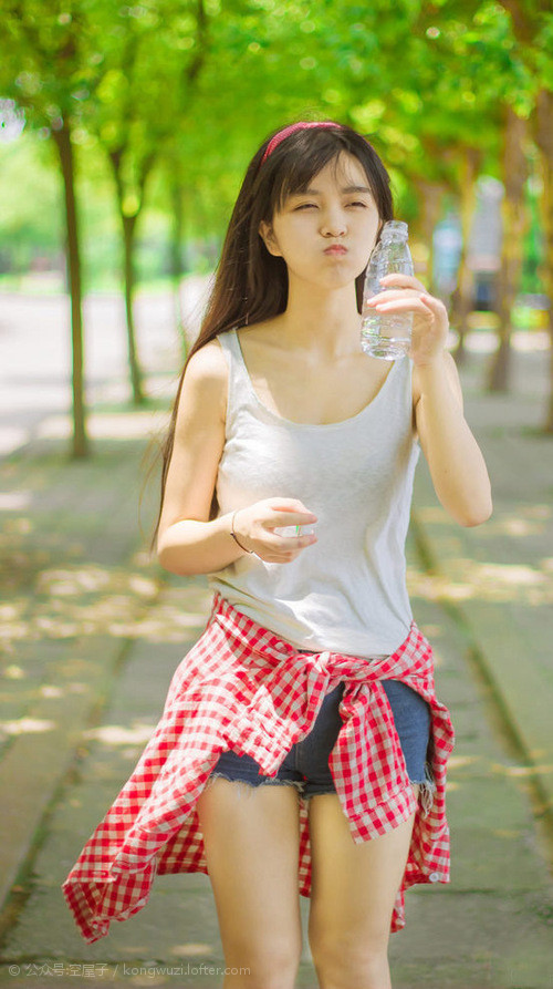 -“罗密欧·冈萨雷斯：阿根廷美洲狮队的全能新星，带来新的进攻突破”